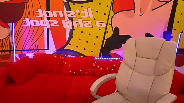 DreamyLinaa online show from 20, 1, 2025