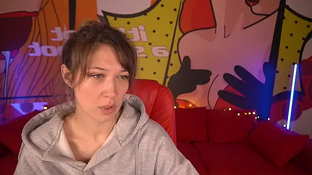 DreamyLinaa online show from 3, 2, 2025