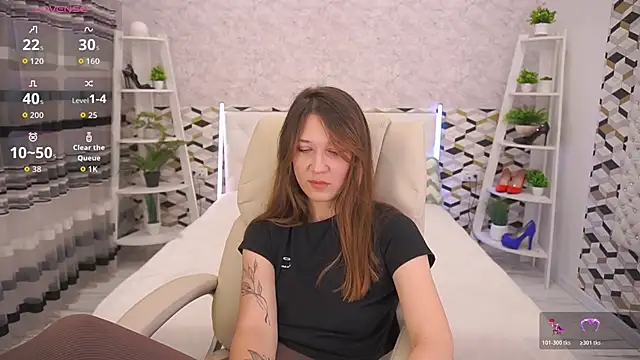 Snapshot of DreamyLinaa chatting on 15, 6, 2026 DreamyLinaa online show from 15, 6, 2026