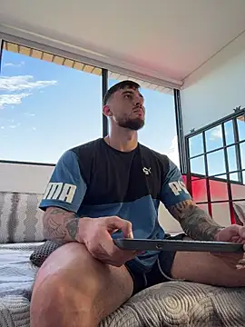 DimitriSullivan  online show from 26, 11, 2025