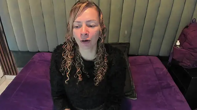 Snapshot of alaha_evans chatting on 3, 5, 2026 alaha evans online show from 3, 5, 2026