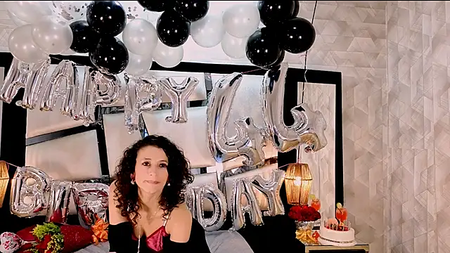 Snapshot of AriannaRussell_ chatting on 17, 11, 2025 AriannaRussell online show from 17, 11, 2025