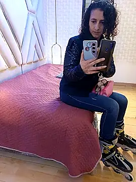 AriannaRussell  online show from 24, 3, 2026