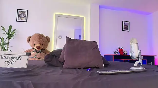 xl dakotadom online show from 16, 2, 2025