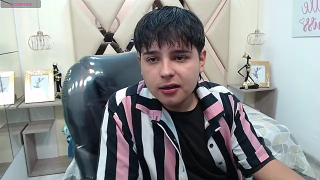 AndrewPherson online show from 5, 1, 2025