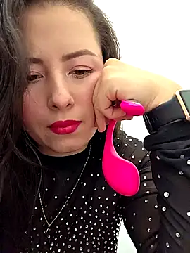 Snapshot of NeredaXxx chatting on 17, 10, 2025 NeredaXxx online show from 17, 10, 2025