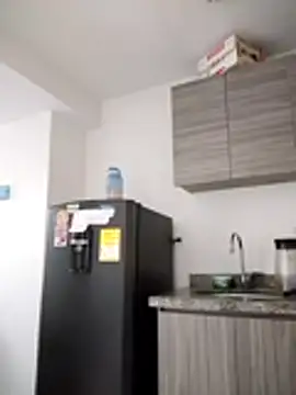 nicolle milf1978 online show from 10, 4, 2026