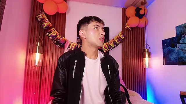 Noah Xitruxx online show from 26, 10, 2025