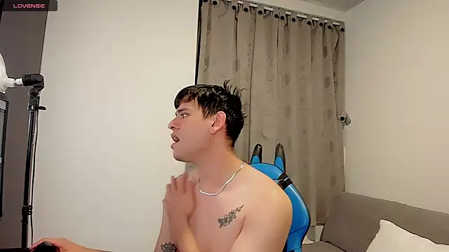 Snapshot of joe_jhon chatting on 12, 3, 2025 joe jhon online show from 12, 3, 2025