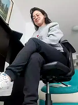 Snapshot of GoddessKarla chatting on 24, 1, 2025 GoddessKarla online show from 24, 1, 2025