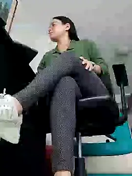 Snapshot of GoddessKarla chatting on 21, 2, 2025 GoddessKarla online show from 21, 2, 2025