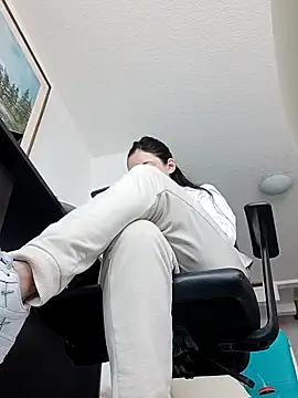 Snapshot of GoddessKarla chatting on 28, 2, 2025 GoddessKarla online show from 28, 2, 2025