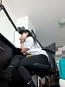 Snapshot of GoddessKarla chatting on 26, 9, 2025 GoddessKarla online show from 26, 9, 2025