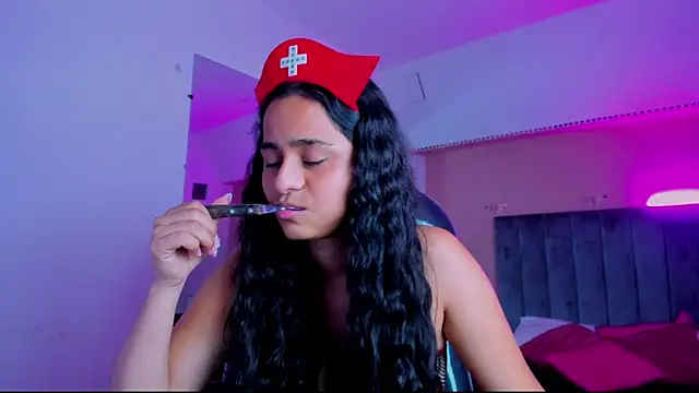 Snapshot of Giselle_Roldan chatting on 19, 7, 2026 Giselle Roldan online show from 19, 7, 2026