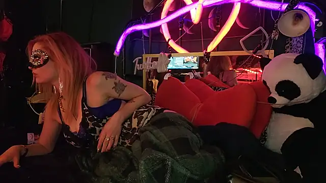 Snapshot of anonymouszN chatting on 17, 2, 2025 anonymouszN online show from 17, 2, 2025