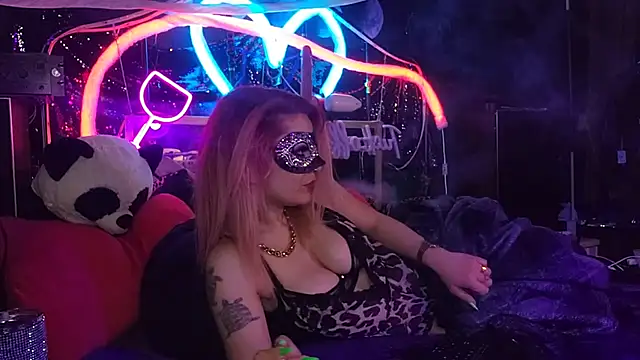 Snapshot of anonymouszN chatting on 5, 3, 2025 anonymouszN online show from 5, 3, 2025