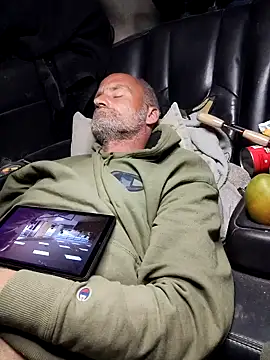 Snapshot of DatingProfile_USA_43_str8 chatting on 11, 2, 2025 DatingProfile USA 43 str8 online show from 11, 2, 2025