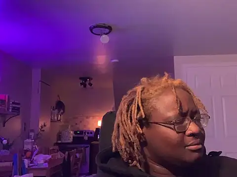 BigKittyRaven online show from 25, 12, 2024