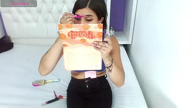 aliss-diaz online show from 22, 1, 2025
