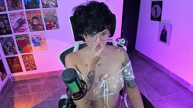 Snapshot of gooddess_isis chatting on 22, 2, 2026 gooddess isis online show from 22, 2, 2026