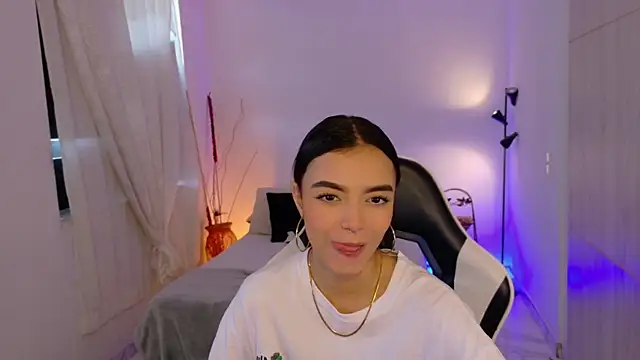 AnabelWolf online show from 28, 11, 2025