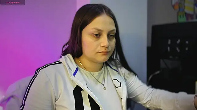 Snapshot of cherry_coper chatting on 3, 2, 2026 cherry coper online show from 3, 2, 2026