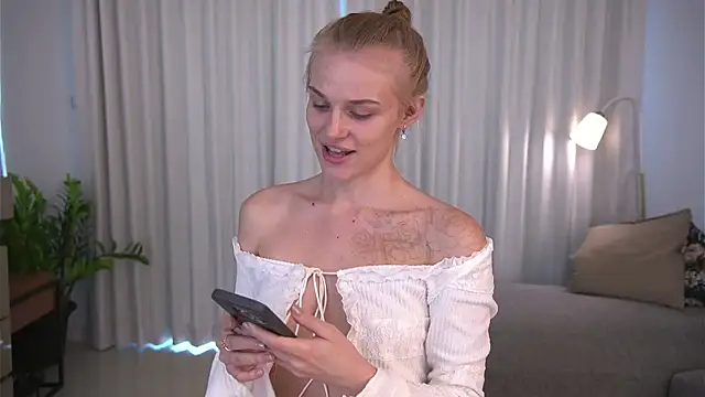 Snapshot of sscarl_ii chatting on 17, 12, 2024 sscarl ii online show from 17, 12, 2024