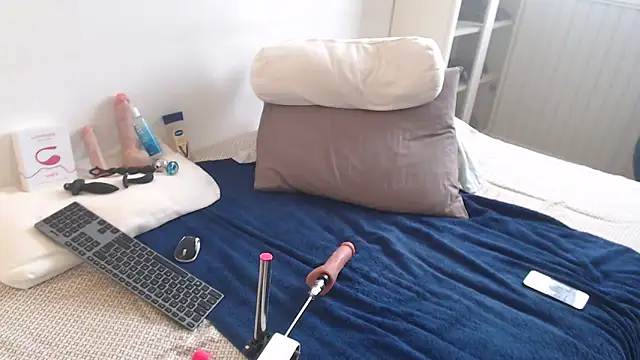 fiitboycam online show from 9, 4, 2026