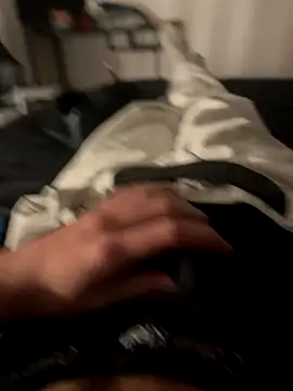 Snapshot of alixbg33 chatting on 5, 12, 2024 alixbg33 online show from 5, 12, 2024