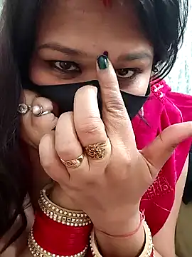 Snapshot of Mayuri77 chatting on 23, 1, 2025 Mayuri77 online show from 23, 1, 2025