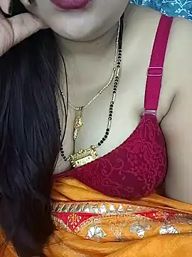 Snapshot of Mayuri77 chatting on 2, 2, 2025 Mayuri77 online show from 2, 2, 2025