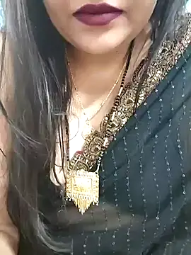 Snapshot of Mayuri77 chatting on 9, 2, 2025 Mayuri77 online show from 9, 2, 2025