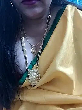 Snapshot of Mayuri77 chatting on 11, 2, 2025 Mayuri77 online show from 11, 2, 2025