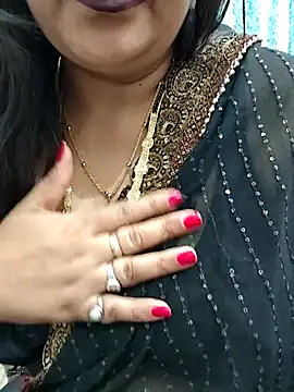 Snapshot of Mayuri77 chatting on 15, 2, 2025 Mayuri77 online show from 15, 2, 2025