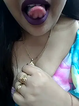 Snapshot of Mayuri77 chatting on 16, 2, 2025 Mayuri77 online show from 16, 2, 2025