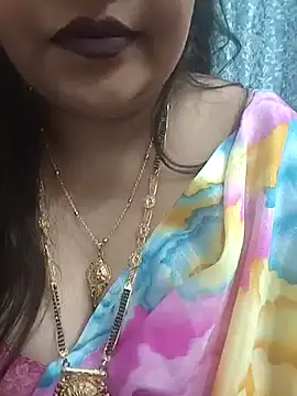 Snapshot of Mayuri77 chatting on 21, 2, 2025 Mayuri77 online show from 21, 2, 2025