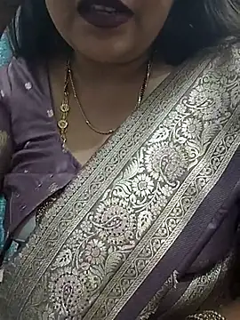 Snapshot of Mayuri77 chatting on 26, 2, 2025 Mayuri77 online show from 26, 2, 2025