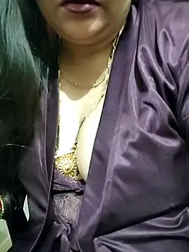 Snapshot of Mayuri77 chatting on 26, 2, 2025 Mayuri77 online show from 26, 2, 2025