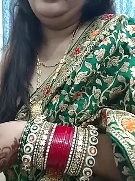 Snapshot of Mayuri77 chatting on 28, 2, 2025 Mayuri77 online show from 28, 2, 2025