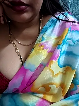 Snapshot of Mayuri77 chatting on 28, 2, 2025 Mayuri77 online show from 28, 2, 2025