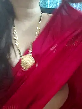 Snapshot of Mayuri77 chatting on 4, 3, 2025 Mayuri77 online show from 4, 3, 2025