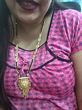 Snapshot of Mayuri77 chatting on 4, 3, 2025 Mayuri77 online show from 4, 3, 2025