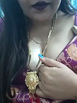 Snapshot of Mayuri77 chatting on 5, 3, 2025 Mayuri77 online show from 5, 3, 2025