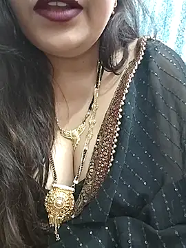 Snapshot of Mayuri77 chatting on 10, 3, 2025 Mayuri77 online show from 10, 3, 2025