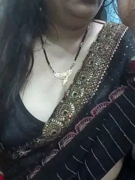 Snapshot of Mayuri77 chatting on 11, 3, 2025 Mayuri77 online show from 11, 3, 2025