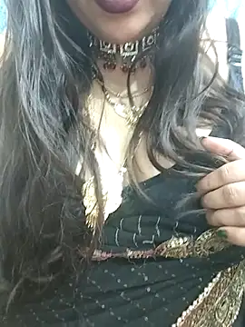 Snapshot of Mayuri77 chatting on 22, 3, 2025 Mayuri77 online show from 22, 3, 2025