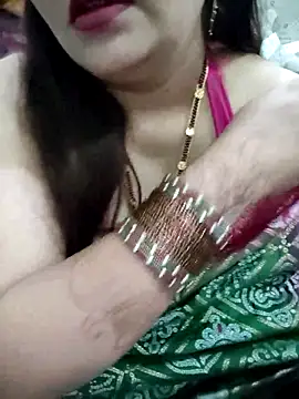 Snapshot of Mayuri77 chatting on 16, 10, 2025 Mayuri77 online show from 16, 10, 2025