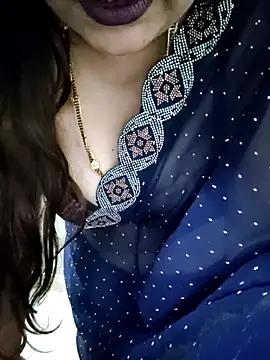 Snapshot of Mayuri77 chatting on 25, 10, 2025 Mayuri77 online show from 25, 10, 2025