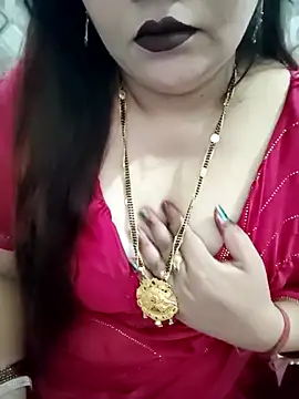 Snapshot of Mayuri77 chatting on 27, 10, 2025 Mayuri77 online show from 27, 10, 2025