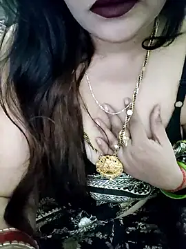 Snapshot of Mayuri77 chatting on 17, 11, 2025 Mayuri77 online show from 17, 11, 2025